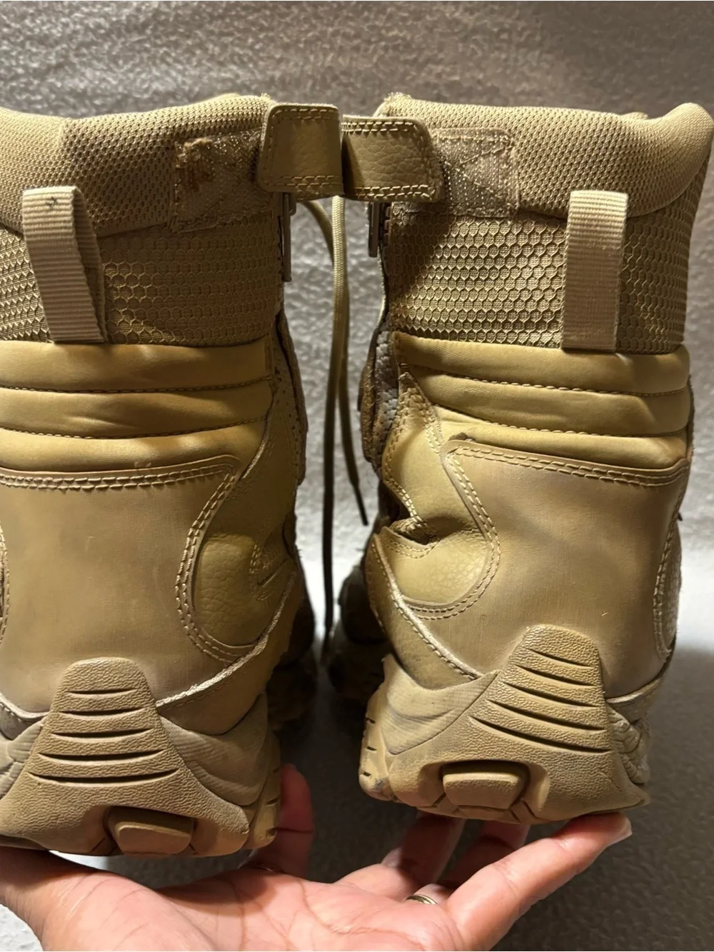 Merrell Men’s Beige Tactical Boots Size 11 Side Zipper and Lace Up